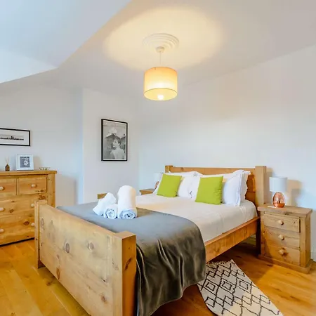 3 Bed In 90032 Harrogate